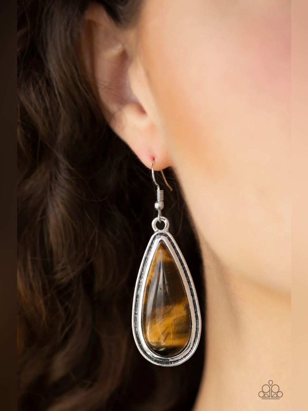 ❤️‍🔥5/$25❤️‍🔥 Oasis Sheen Brown Earrings